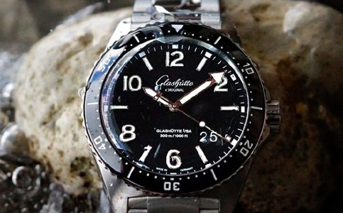 格拉蘇蒂手表服務中心(格拉蘇蒂手表機芯如何保養?)