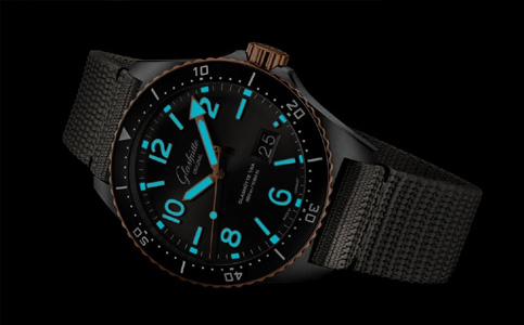 格拉蘇蒂手表換帶（怎樣為格拉蘇蒂手表更換蝴蝶扣）