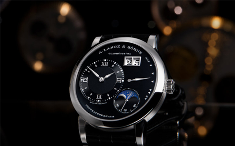朗格手表維修服務中心電話(朗格手表的日常保養方法)