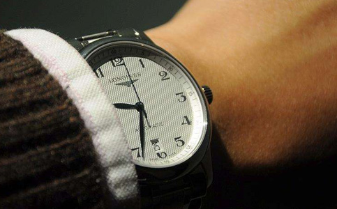 長沙浪琴手表維修（浪琴摔壞修復(fù)）