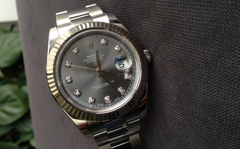 勞力士手表維修點（清潔保養手表表蒙的方法）