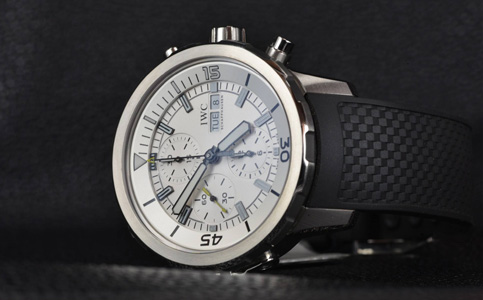 萬國維修服務(wù)中心（解決萬國手表走慢的方法）