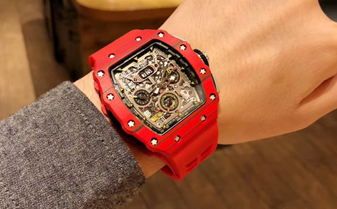 理查德米勒客服熱線（理查德米勒手表劃痕維修的方法）