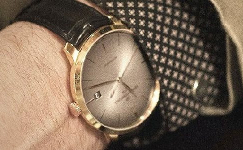 芝柏官網客服電話(芝柏手表如何進行消磁)